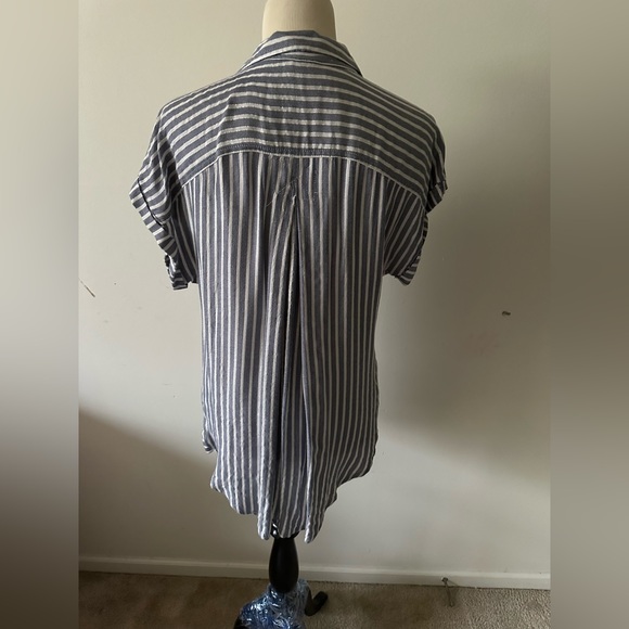 Sonoma Metallic Stripe Short Sleeve Dolman Top gray /White Women’s medium - Picture 5 of 11